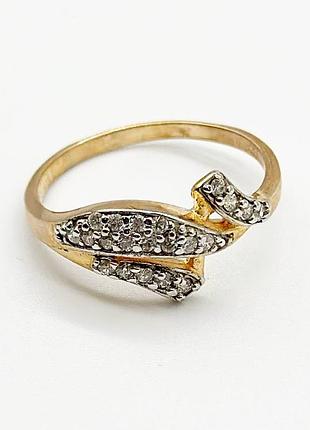 Серебряное кольцо с фианитами, размер 17,0, вес: 3.0 г