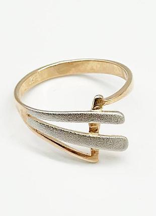 Серебряное кольцо