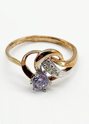 Серебряное кольцо с фианитами, размер 17,0, вес: 1.8 г