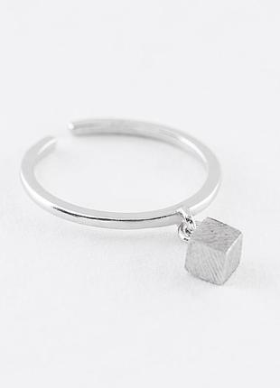 Серебряное кольцо, размер без розміру, вес: 1.0 г