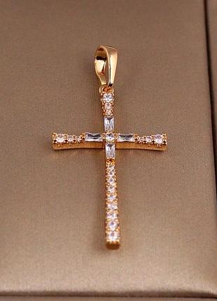 Хрестик xuping jewelry тонкий довгий з кристалами по центру 3,3 см золотистий