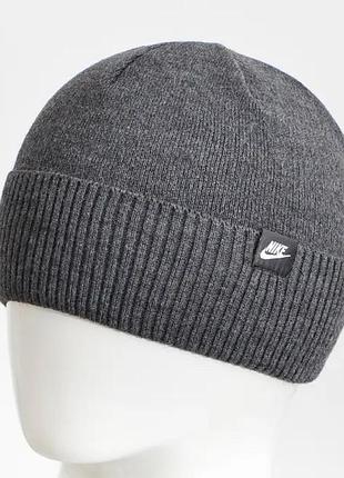 Шапка мужская на флисе nike серая (классическая )