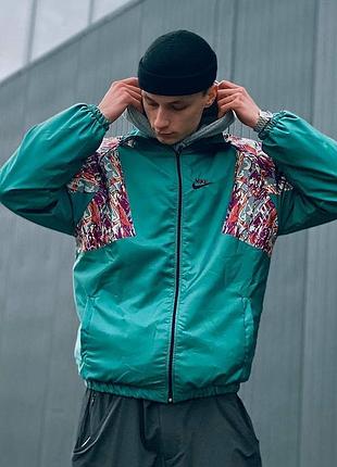 Вітровка nike