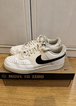 Жіночі білі кеди nike
