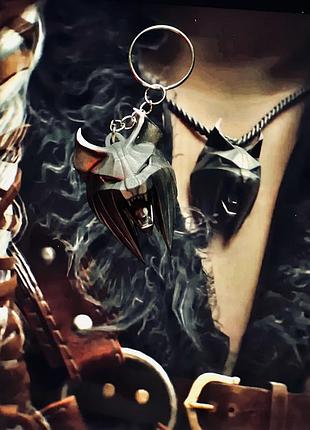 Медальйон цірі зі світу гри "відьмак" (the witcher)
