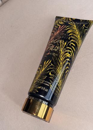 Лосьйон парфумований кокосовий🥥coconut passion noir крем victoria’s secret