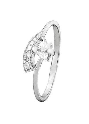 Серебряное кольцо с фианитами, размер 16,0, вес: 1.2 г