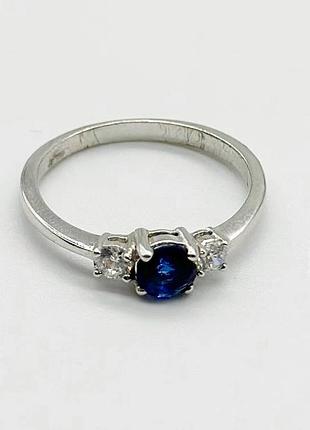 Серебряное кольцо с фианитами, размер 16,0, вес: 1.9 г