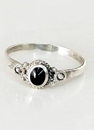Серебряное кольцо