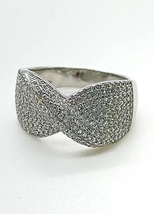Серебряное кольцо с фианитами, размер 17,0, вес: 5.3 г