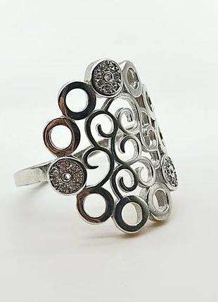 Серебряное кольцо с фианитами, размер 16,5, вес: 3.8 г