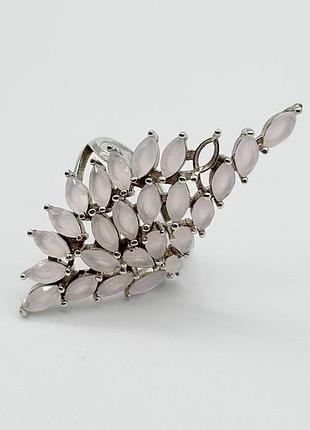 Серебряное кольцо с фианитами, размер 17,0, вес: 5.5 г