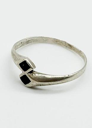 Серебряное кольцо