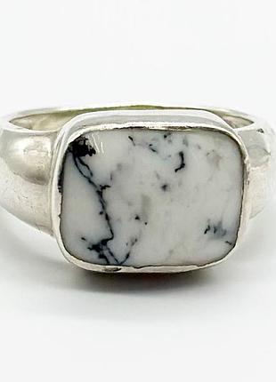 Серебряное кольцо