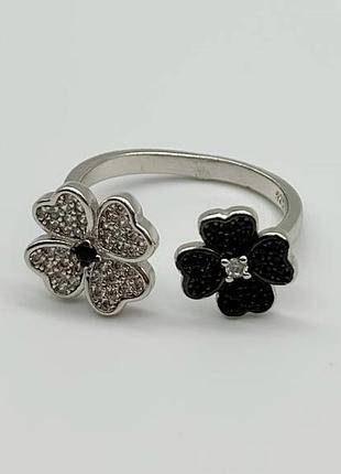 Срібна каблучка в стилі "van cleef та arpels" з фіанітами, розмір 18,5, вага: 2.8 г