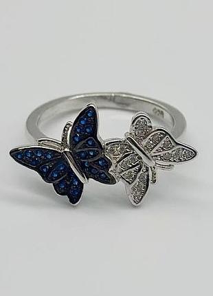 Серебряное кольцо в стиле "van cleef и arpels" с фианитами, размер 18,0, вес: 2.9 г