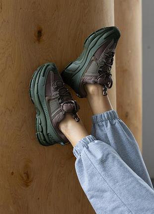 Air zoom vomero roam mink brown medium