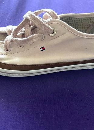 Жіночі кеди tommy hilfiger 39