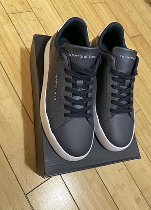 Кросівки tommy hilfiger | 43р | нові