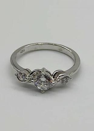 Срібна каблучка в стилі "van cleef та arpels" з фіанітами, розмір 16,5, вага: 2.0 г