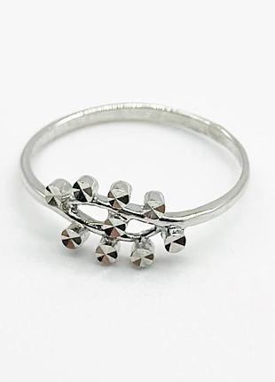 Серебряное кольцо
