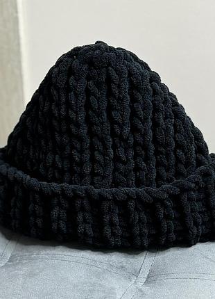 Вязаная плюшевая шапка modern soft black с подворотом размер s (54/56)
