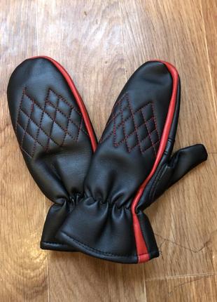 Нові теплі рукавиці кожзам 7-11 років