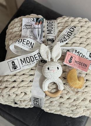 Подарочный набор "sweet bunny" с плюшевым пледом ручной работы и зайцем-грызунцем белым 100х120 см светло-бежевый цвет