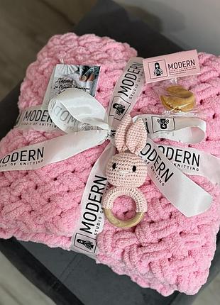 Подарунковий набір "sweet bunny" з плюшевим пледом ручної роботи та зайчиком-гризунцем 100х120 см рожевий колір