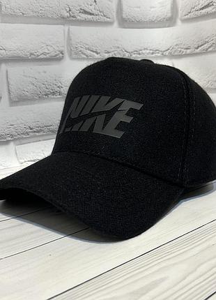 Теплая мужская бейсболка nike с ушками утепленная зимняя кепка найк черная тракер зима, 59-60