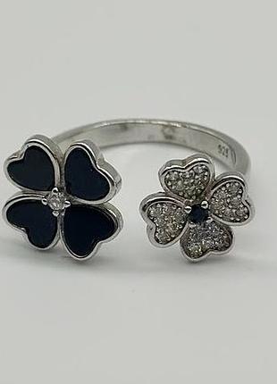 Срібна каблучка в стилі "van cleef та arpels" зі вставкою фіаніт/онікс, розмір 16,0, вага: 3.0 г