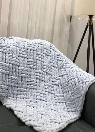 Плед плюшевий ручної роботи 180х220 см плетінка 3*3 світло-блакитний колір