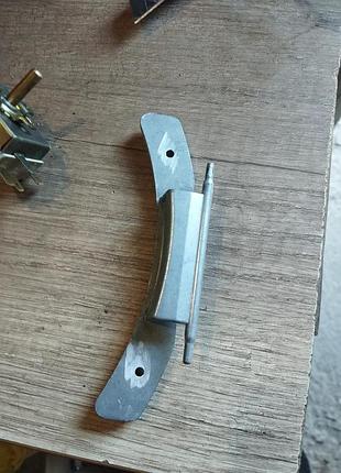 Б/у петля люка для сма indesit, ariston 140000134, c00035764
