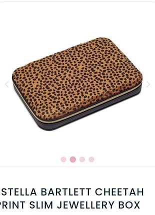 Органайзер для украшений slim jewellery box от британского бренда estella bartlett в цвете cheetah print.