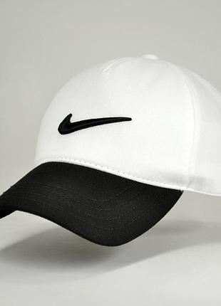 Кепка літня найк бейсболка чоловіча чорно біла з вишитим 3д логотипом nike