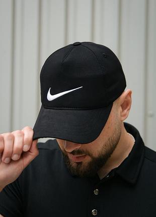 Літня чорна кепка nike чоловіча спортивна молодіжна, легка чорна бейсболка найк однотонна універсальна