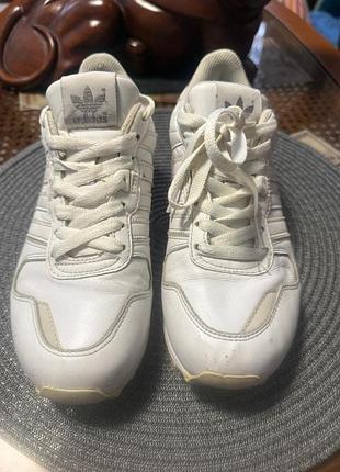 Кросівки adidas,білі,розмір устілки 24
