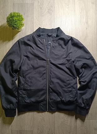 Черный бомбер river island