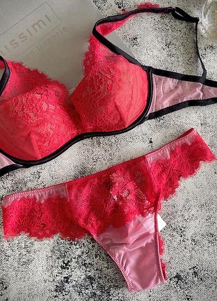 Яскравий комплект intimissimi super push-up