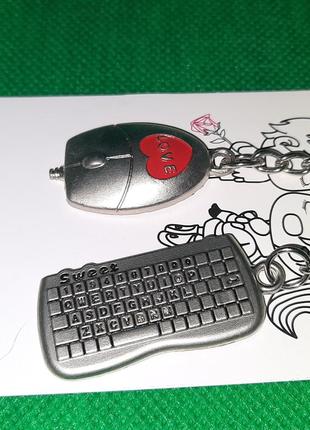Брелок парный клавиатура и мышь4 фото