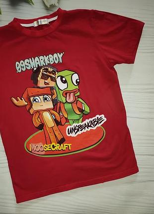 Яркая футболка moosecraft