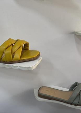 Шльопанці жіночі