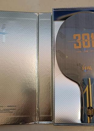 Професійна основа тенісна ракетка dhs hurricane 301z