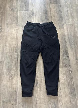 Штани nike tech fleece , розмір м, оригінал