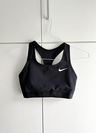 Спортивний топ ліфчик nike чорний