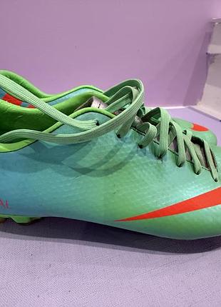 Nike бутци