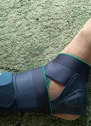 Ортез на голеностопный сустав жесткий push ortho ankle brace aequi