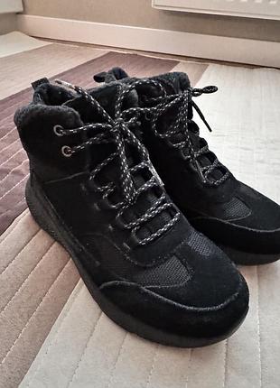 Женские высокие кроссовки skechers