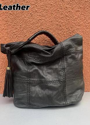Оригінальна жіноча шкіряна сумка leather чорного кольору в ідеальному стані