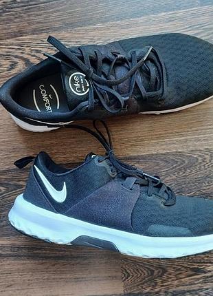Nike женские кроссовки